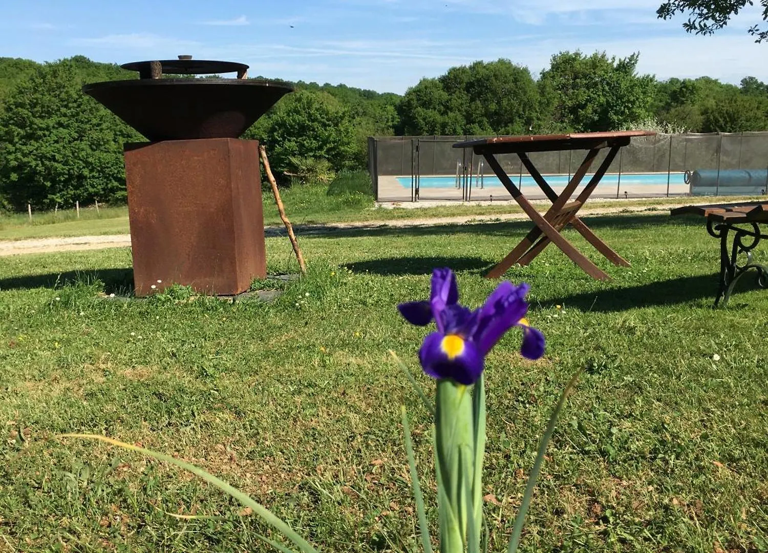 Le Domaine Du Gravier Bed & Breakfast Gramat